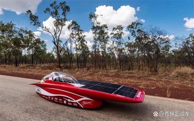在新能源车辆的兴起下汽车通过太阳能发电这一点是否能实现